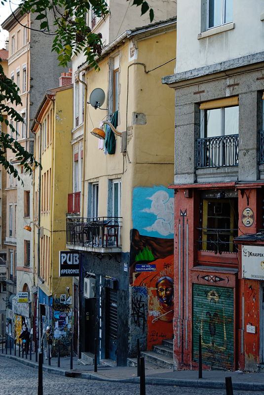 071009-171222-Lyon_Web_x800