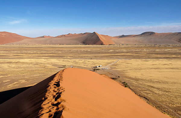 061122-073412-Namibia_Web_x600