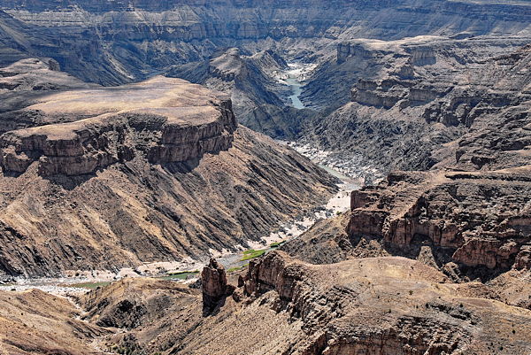 061119-143444-Namibia_Web_x600