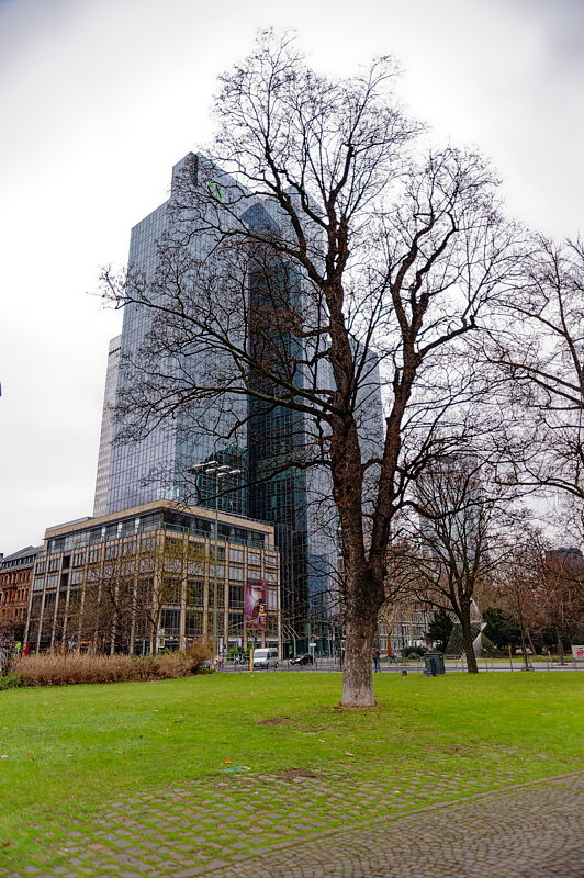 091212-123340-Dez-Frankfurtb_Web_x800